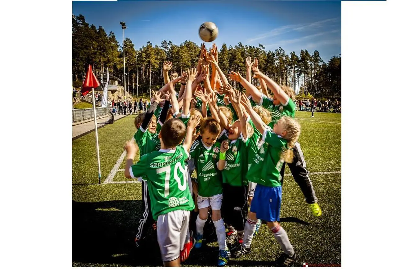 bilde_468492846 10160947389844639 7022219691775153761 N